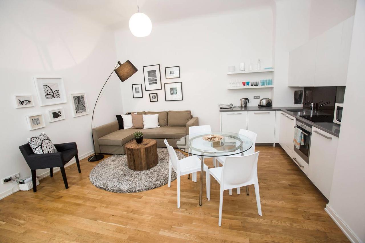Quiet Apartment With Balcony Charles Bridge Praha Eksteriør bilde