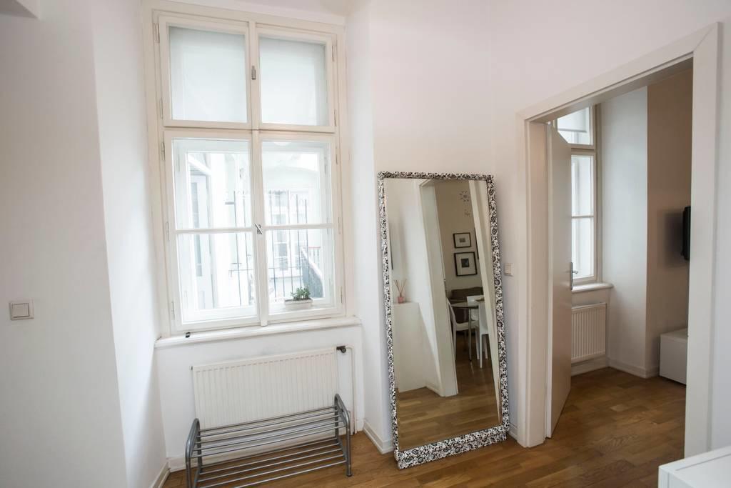 Quiet Apartment With Balcony Charles Bridge Praha Eksteriør bilde